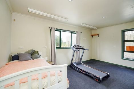 Photo of property in 70 Pomona Road East, Makarewa, Invercargill, 9876