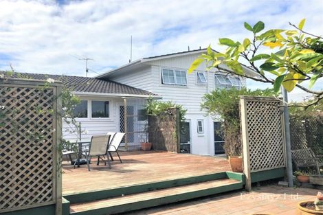 Photo of property in 45 Colwill Road, Massey, Auckland, 0614