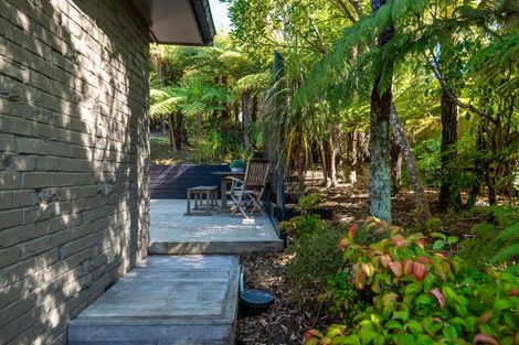 Photo of property in 38 Braemar Road, Castor Bay, Auckland, 0620