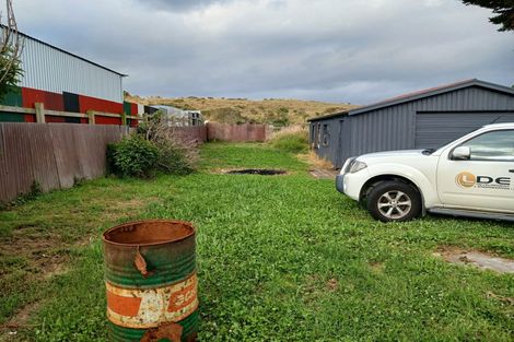 Photo of property in 68 Polson Street, Castlecliff, Whanganui, 4501