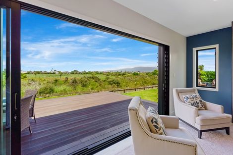 Photo of property in 5 Taranui Way, Paraparaumu Beach, Paraparaumu, 5032