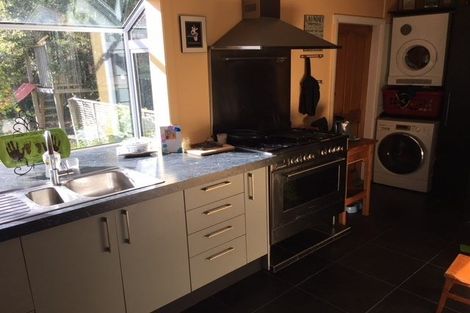 Photo of property in 32 Karu Crescent, Waikanae, 5036