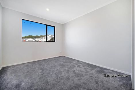 Photo of property in 12 Combat Street, Papakura, 2110