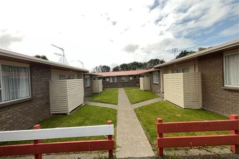 Photo of property in 82 Hine Street, New Plymouth, 4310