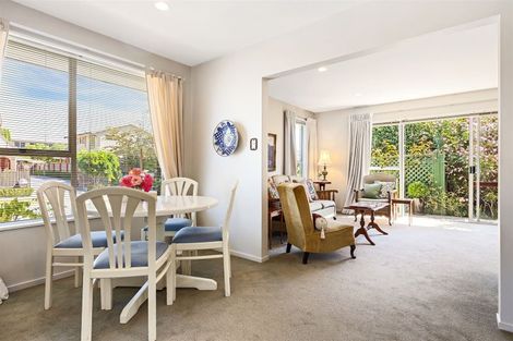 Photo of property in 1/12 Broadfell Avenue, Avonhead, Christchurch, 8042