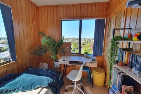 Photo of property in 28 Hollinger Place, Nawton, Hamilton, 3200