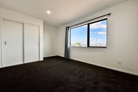 Photo of property in 50d Greenmeadows Avenue, Manurewa East, Auckland, 2102