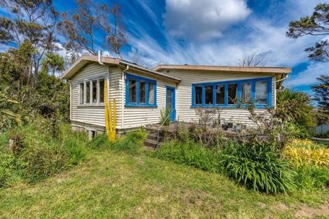 Photo of property in 32 Rahui Road, Greenhithe, Auckland, 0632