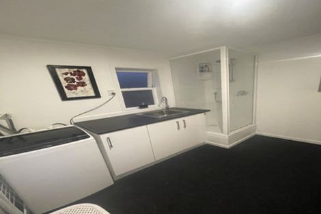 Photo of property in 7 Norman Road, Titirangi, Auckland, 0604