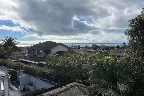 Photo of property in 2/170 Bucklands Beach Road, Bucklands Beach, Auckland, 2012