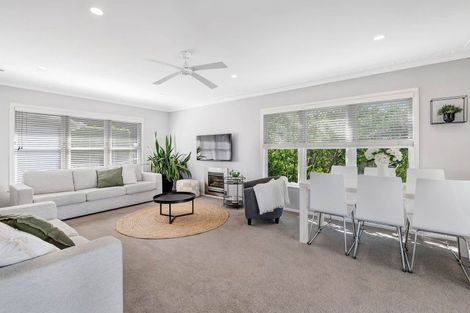 Photo of property in 11 Swann Beach Road, Stanmore Bay, Whangaparaoa, 0932