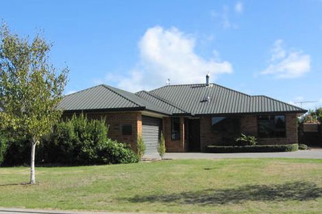 Photo of property in 8 Durrell Way, Rolleston, 7614