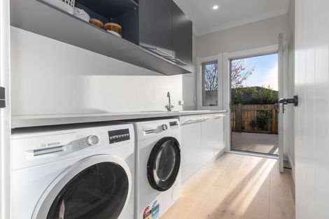 Photo of property in 37 Fairfield Road, Levin, 5510
