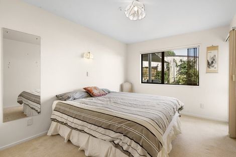Photo of property in 11a Puriri Avenue, Orewa, 0931