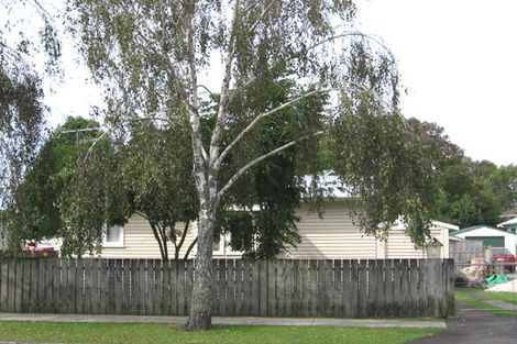 Photo of property in 10 Ranui Station Road, Ranui, Auckland, 0612
