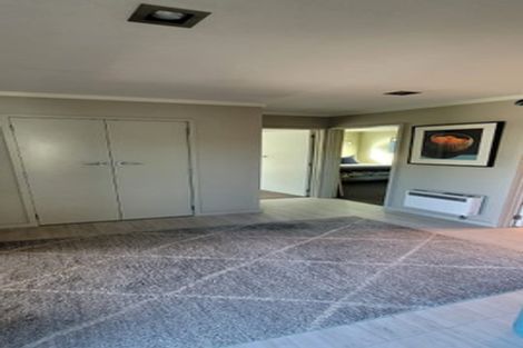 Photo of property in 28 Veale Road, Frankleigh Park, New Plymouth, 4310