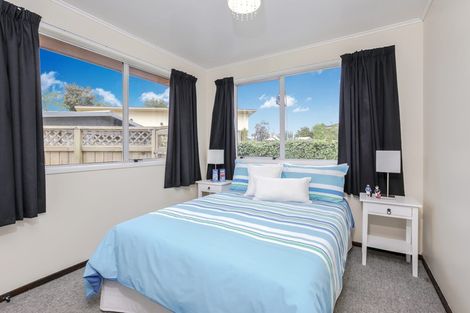 Photo of property in 4 Forest Hill Road, Henderson, Auckland, 0612