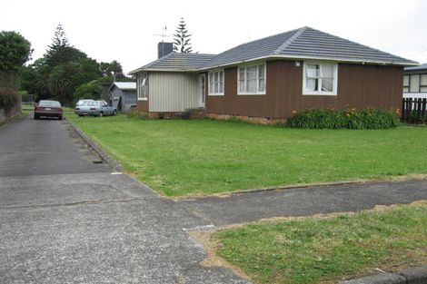 Photo of property in 2 Hinau Road, Mangere Bridge, Auckland, 2022