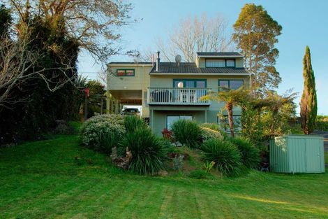 Photo of property in 236 Don Buck Road, Massey, Auckland, 0614