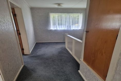 Photo of property in Montauge Flats, 46c Merton Street, Trentham, Upper Hutt, 5018