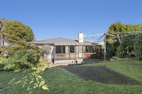 Photo of property in 6 Hughson Street, Waitara, 4320