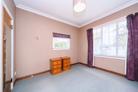 Photo of property in 33 Karina Terrace, Roslyn, Palmerston North, 4414