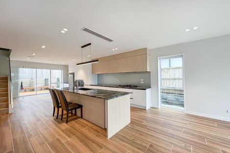 Photo of property in 33 Riroriro Road, Hobsonville, Auckland, 0616