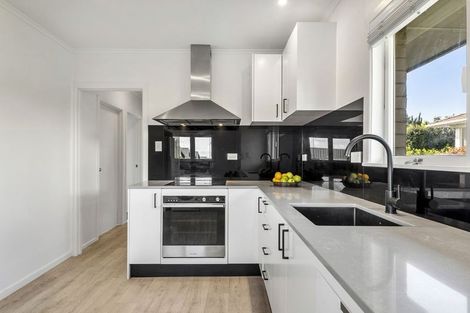 Photo of property in 61a/3 Northboro Road, Belmont, Auckland, 0622