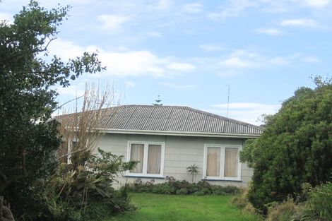 Photo of property in 7 Mahana Road, Paraparaumu Beach, Paraparaumu, 5032