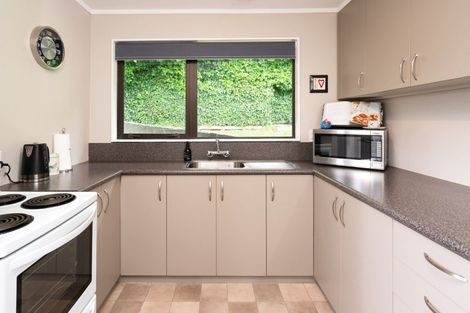 Photo of property in 12 Makatote Grove, Churton Park, Wellington, 6037