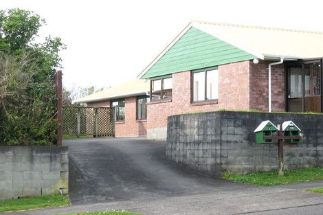 Photo of property in 33b Branch Road, Highlands Park, New Plymouth, 4312