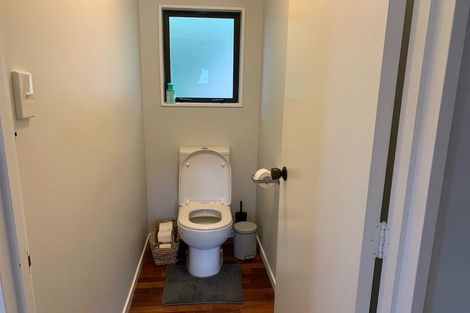 Photo of property in 6 Nielsen Place, Massey, Auckland, 0614