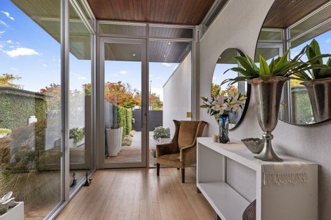 Photo of property in 10 Royds Street, Fendalton, Christchurch, 8014