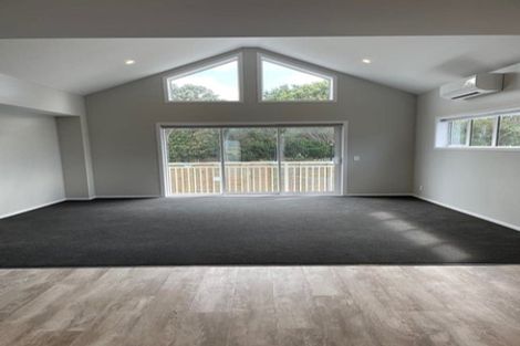 Photo of property in 16 Kopua Place, Whitby, Porirua, 5024