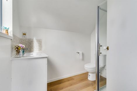 Photo of property in 143 Memorial Avenue, Burnside, Christchurch, 8053