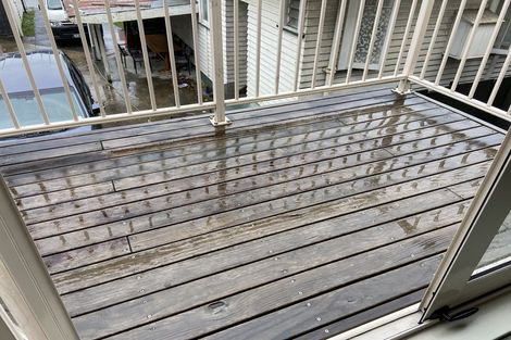 Photo of property in 5/49 Henderson Valley, Henderson, Auckland, 0612