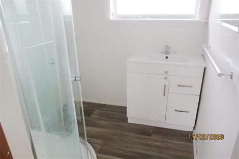 Photo of property in 92 Frensham Crescent, Woolston, Christchurch, 8062