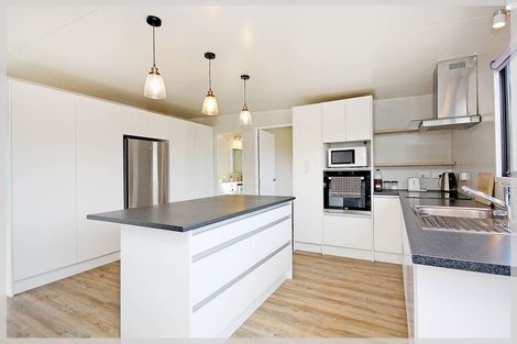 Photo of property in 15a Roore Street, Foxton Beach, Foxton, 4815