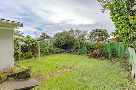 Photo of property in 9 Manuka Street, Castlecliff, Whanganui, 4501
