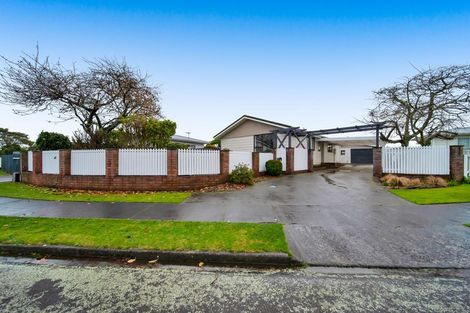 Photo of property in 13 Manuka Place, Hawera, 4610