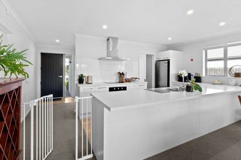 Photo of property in 4 Urihia Street, Marshland, Christchurch, 8083