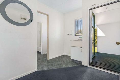 Photo of property in 2 Walton Place, Ngatea, 3503