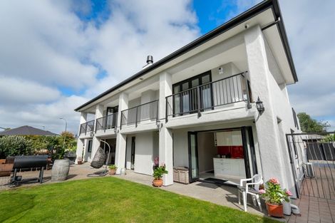 Photo of property in 20 Baltic Place, Northwood, Christchurch, 8051