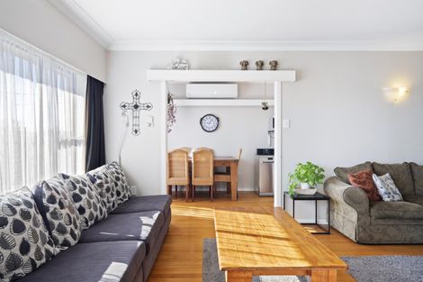 Photo of property in 60 Helvetia Road, Pukekohe, 2120