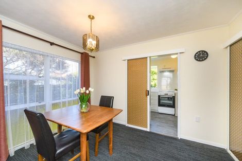 Photo of property in 44 Escort Grove, Awapuni, Palmerston North, 4412