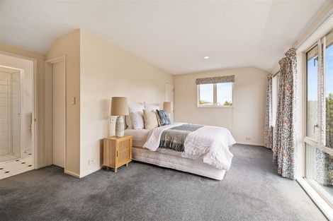 Photo of property in 16 Hanover Place, Ilam, Christchurch, 8041