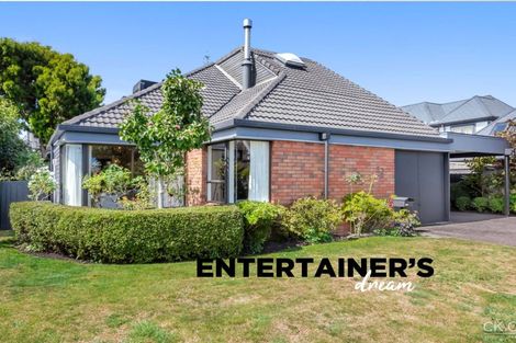 Photo of property in 32 Saint Columbans Grove, Boulcott, Lower Hutt, 5010