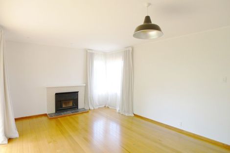 Photo of property in 42 Kervil Avenue, Te Atatu Peninsula, Auckland, 0610