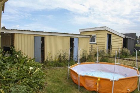 Photo of property in 8 Peace Street, Tuatapere, 9620