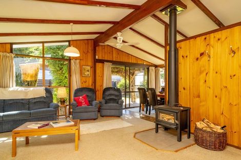 Photo of property in 37 Adamson Drive, Arrowtown, 9302